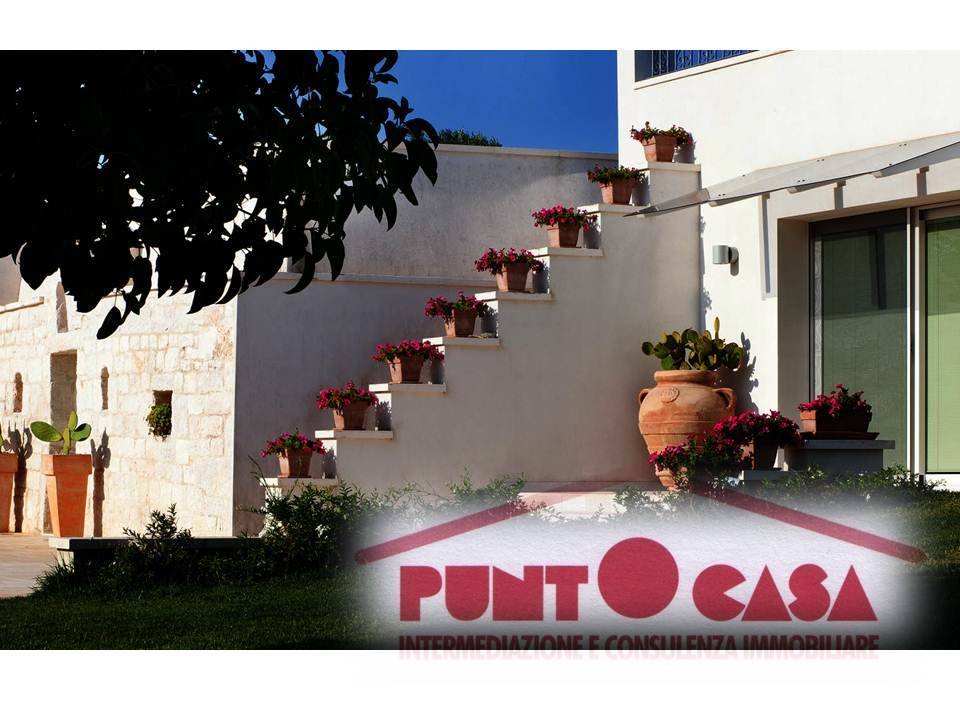 Vendita villa sul mare Ostuni Puglia foto 1